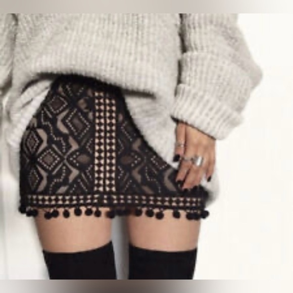 For Love and Lemons|Florence Lace Pencil Mini Skirt with Pom Pom Tassel Detail• - Picture 5 of 14